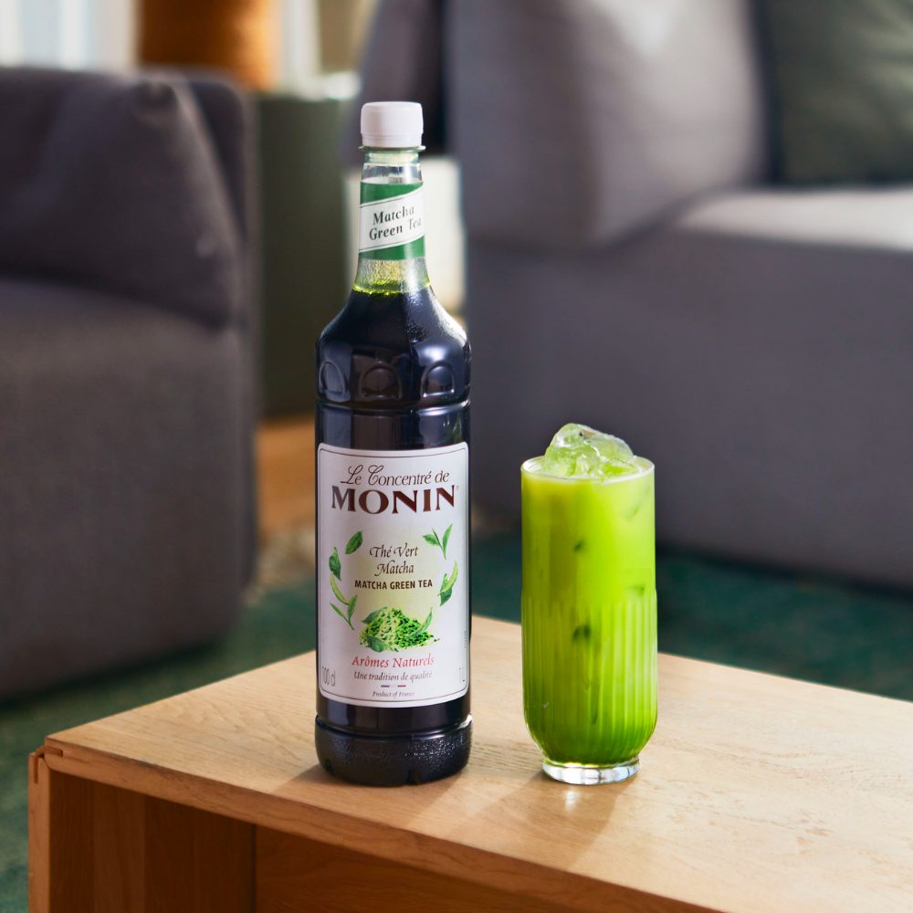 Monin Premium Matcha Concentrate (1 Litre) With a Tall Glass of Iced Matcha Tea - Discount Coffee