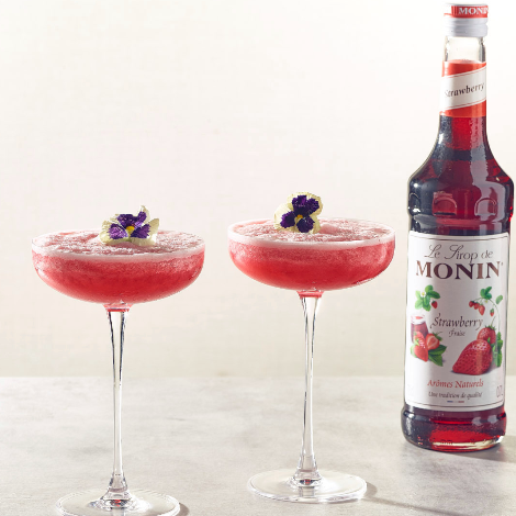 Monin Strawberry Flavouring Syrup (700ml) - Discount Coffee