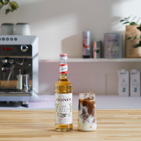 Monin Vanilla Flavouring Syrup (700ml) - Discount Coffee